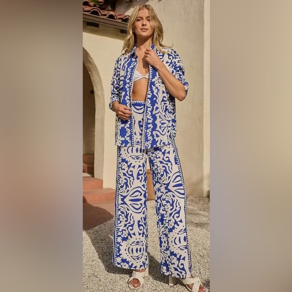 Alex Marie Blue and White Printed Two-Piece Set